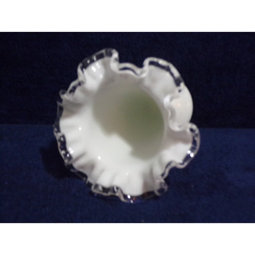 Vintage Fenton Silver Crest White Milk Glass Clear Ruffled Edge Vase 6.5